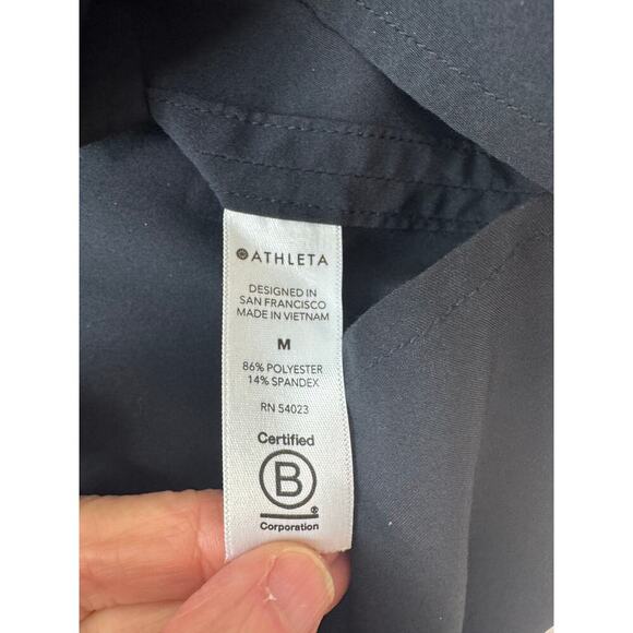 Athleta Tank Top Black Side Split Hem Lightweight Athletic Size Medium - Picture 3 of 7